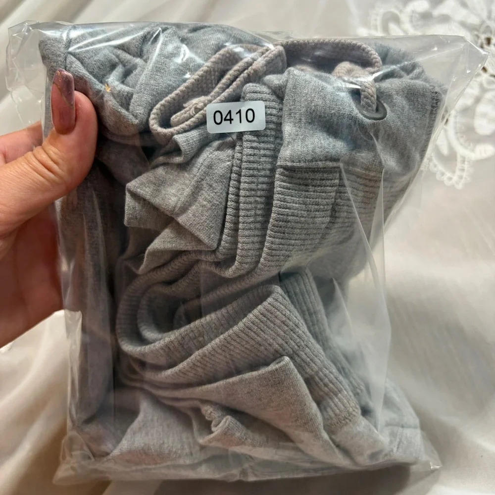 Y2K Workout Nike Sportswear Gray Heather Capri Sweatpants Joggers Size L 12-14